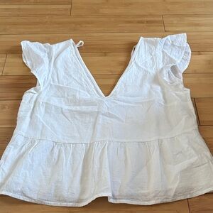 Abercrombie and Fitch White Ruffle Sleeve Top